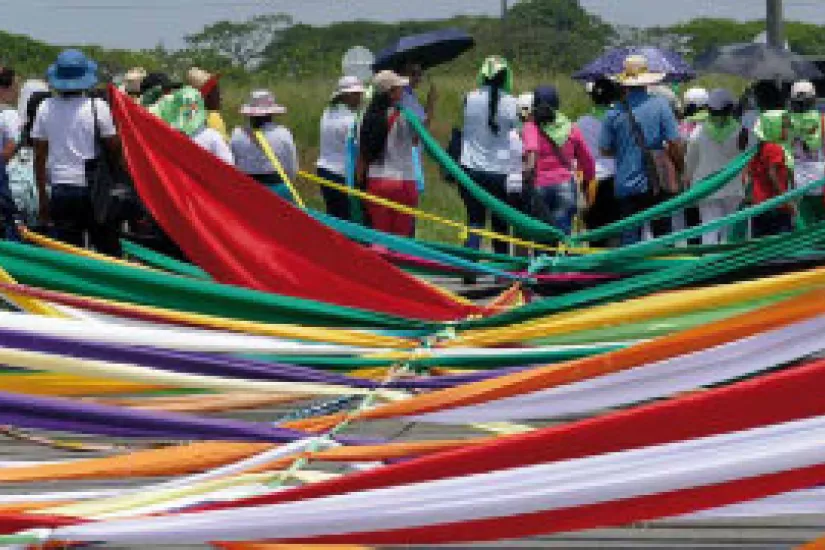 Personen auf einer Demonstration anlässlich des Frauentags 2019, Kolumbien